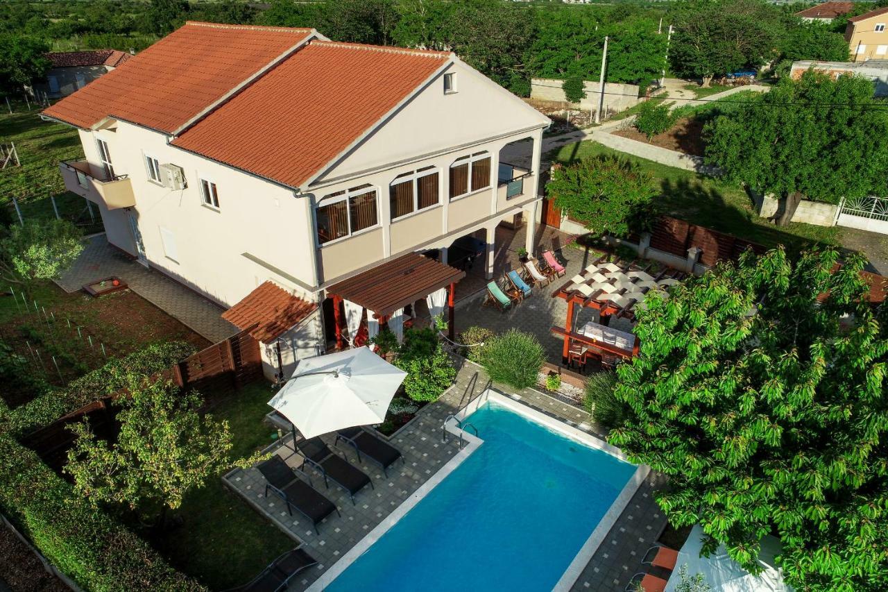 Kuca Za Odmor Lukic Villa Donje Rastane Kültér fotó
